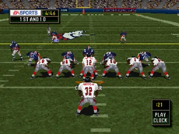 Madden NFL 2000 (US) screen shot game playing